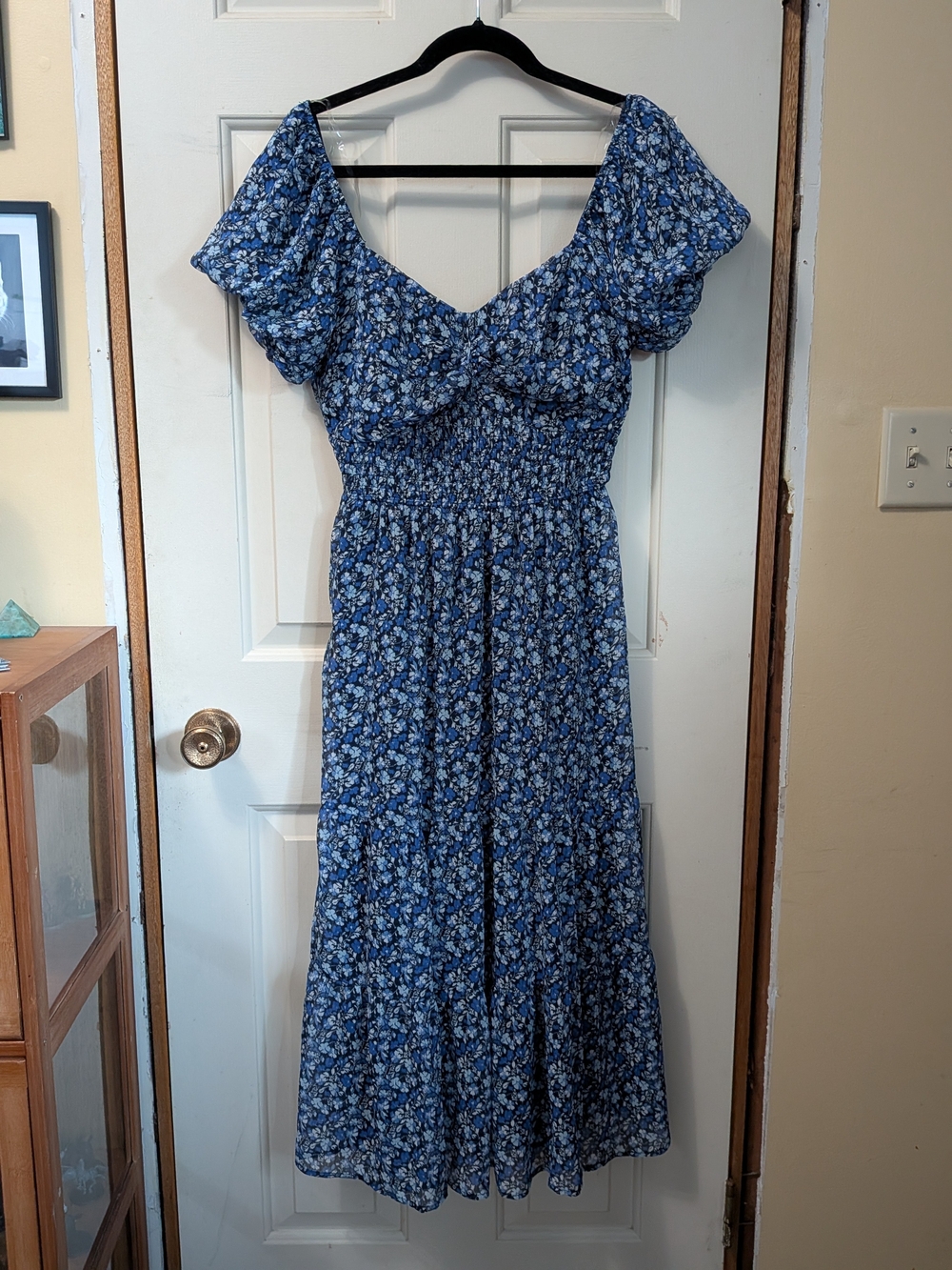 Trixxi Blue Floral Puff-Sleeve Midi Dress